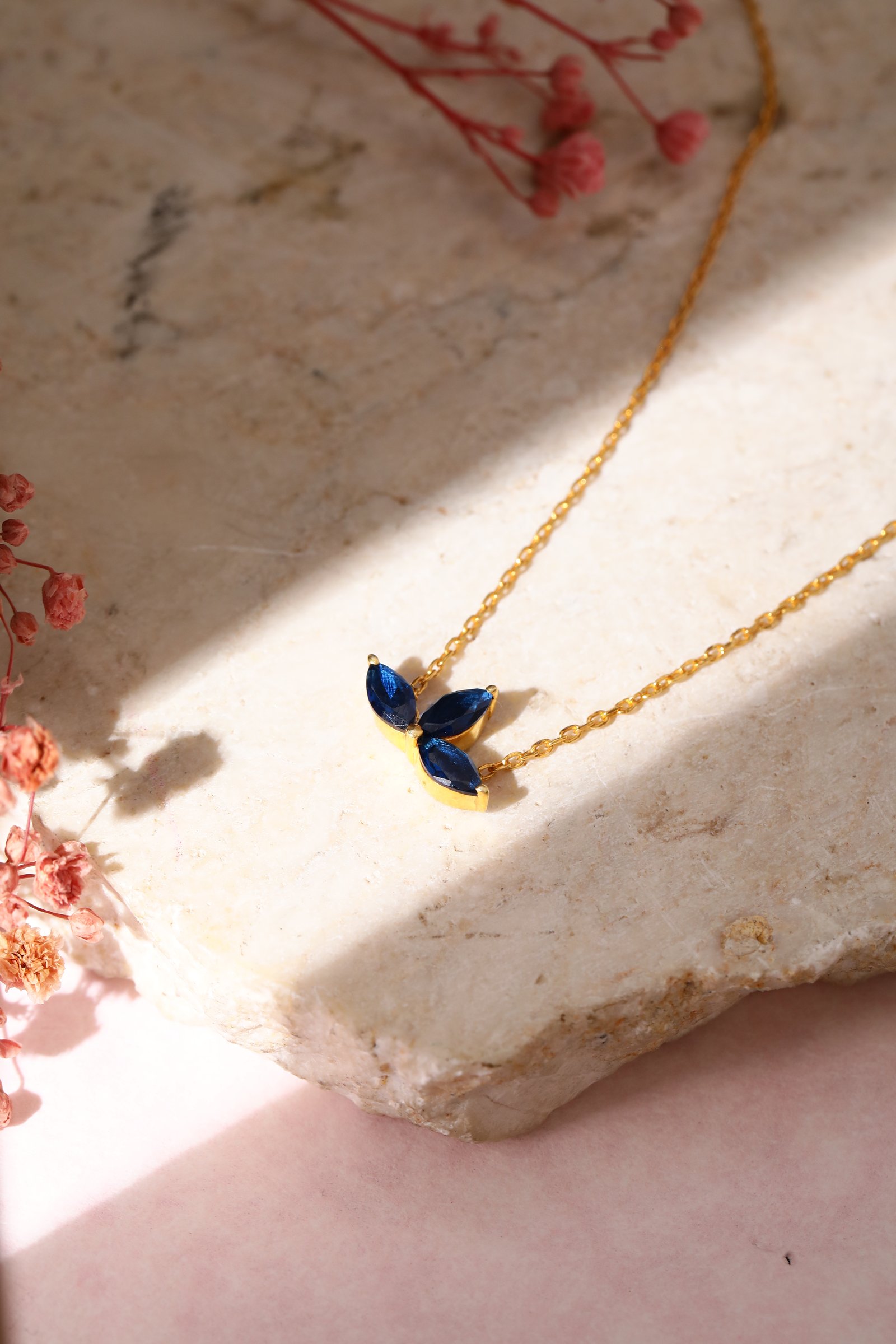 Noir Navy Pendant Chain (Pure Silver) - Gold